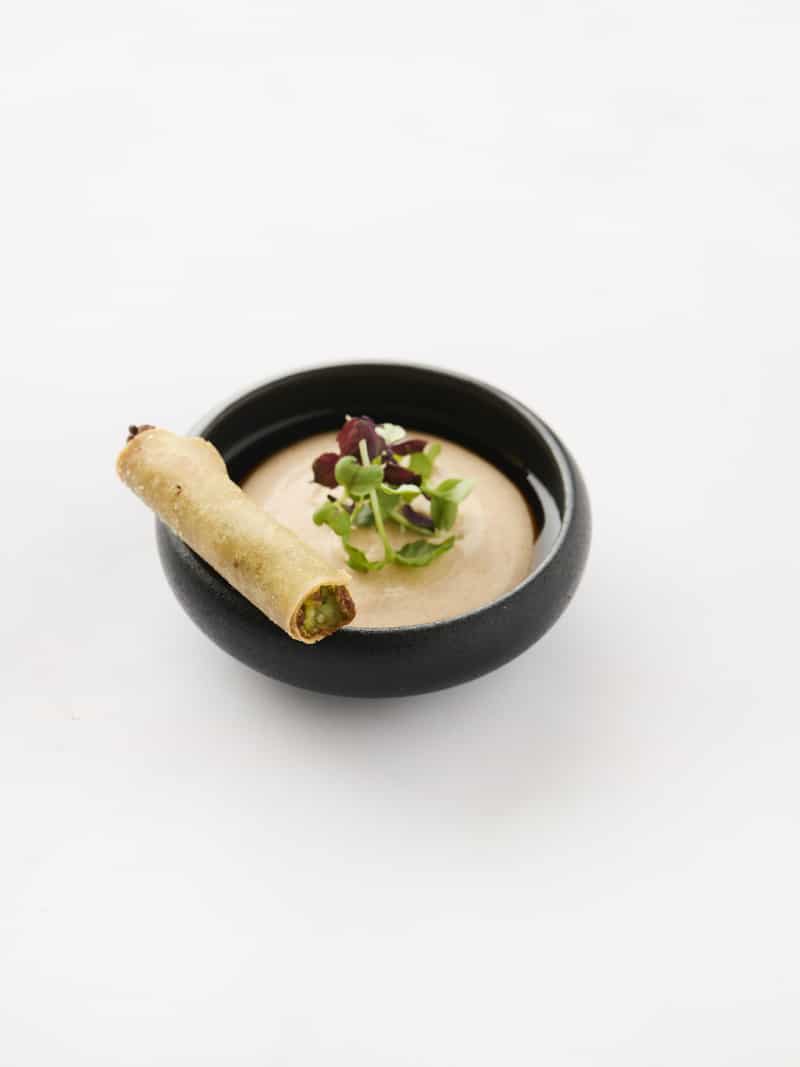 Scampi Thai met paprika, yoghurtdressing en chili-olie